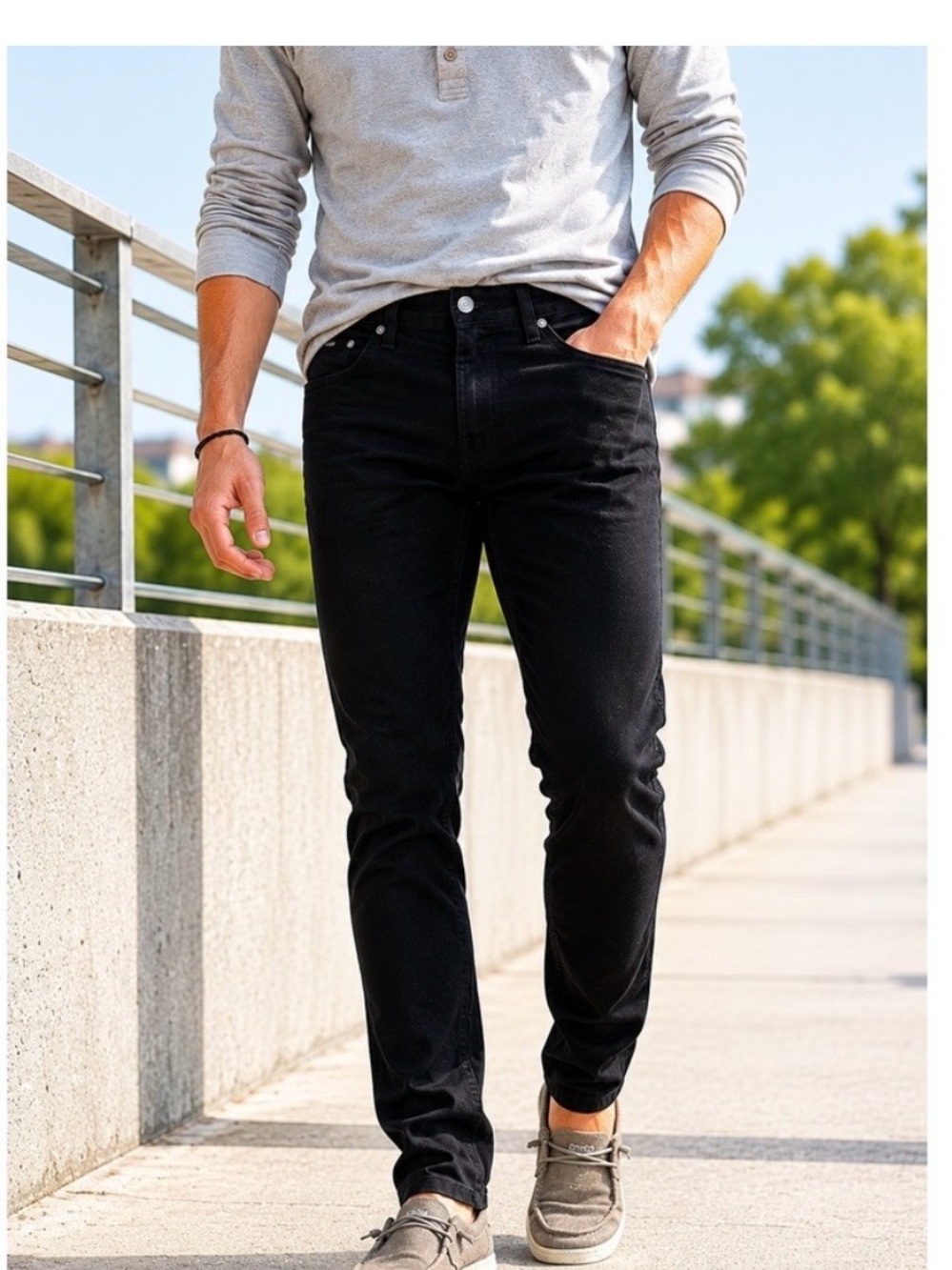 Calvin Klein Jeans Men’s Washed Black Straight Jeans